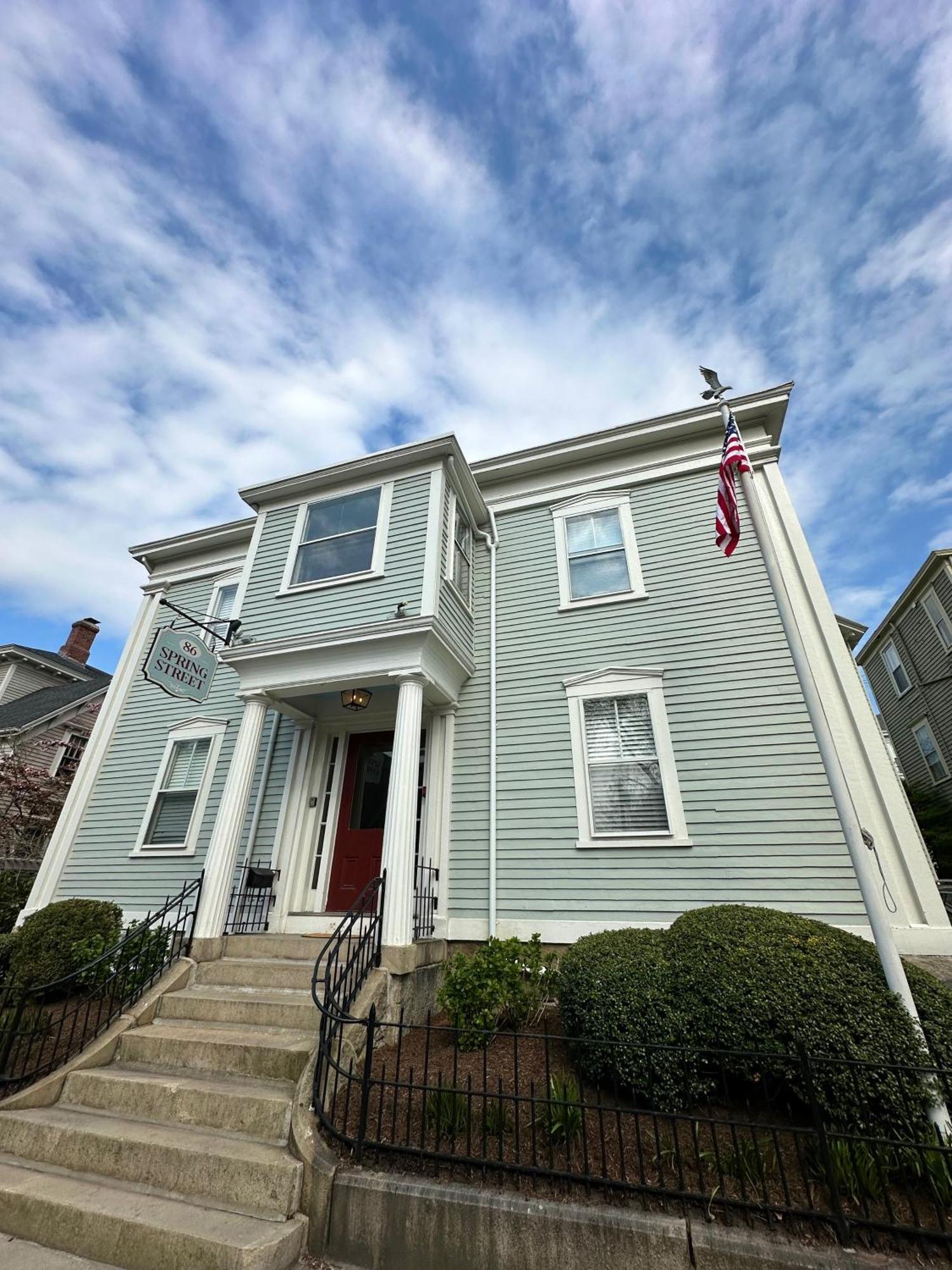 Entire Charming Victorian Home Downtown Newport Exteriér fotografie